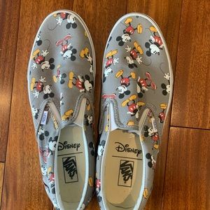 Disney Men’s Grey Mickey Mouse Vans Size 12